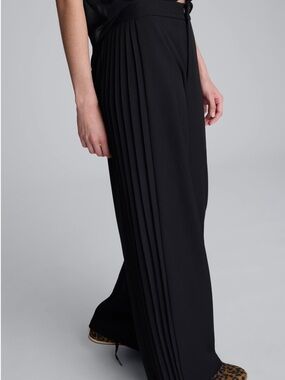🔥NWT! Kenneth Cole! Gorgeous Black Wide Leg Mid Rise Tailored Pant. Sz8!